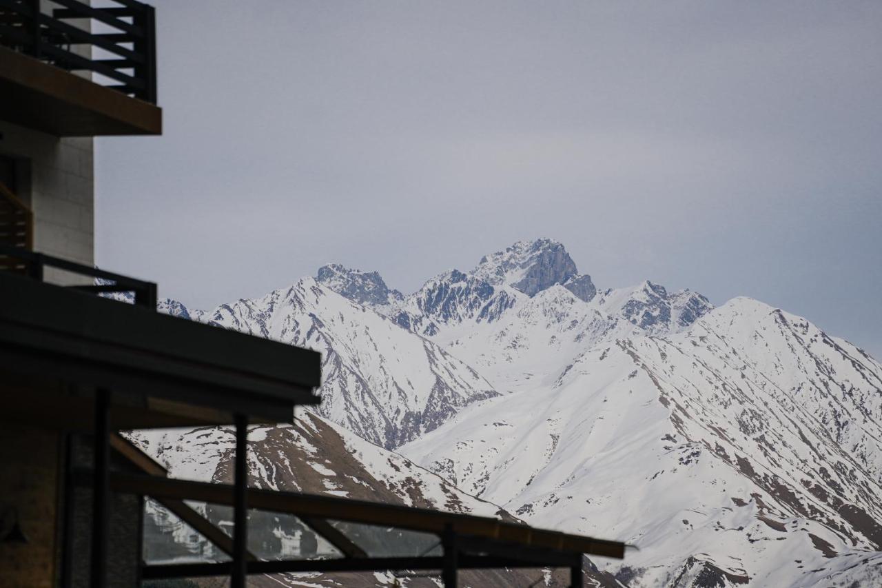 Suatis Resort Kazbegi Bagian luar foto