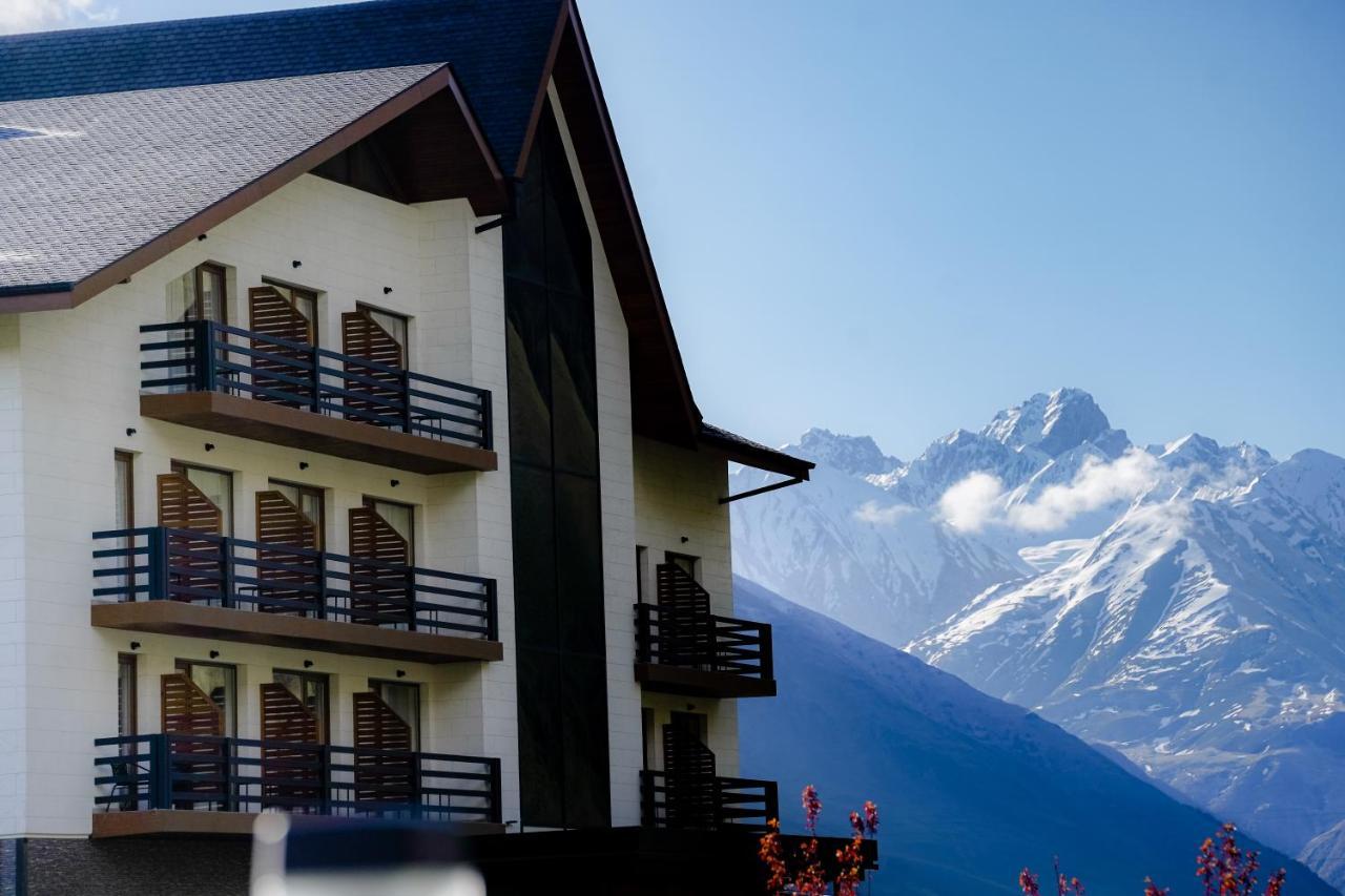 Suatis Resort Kazbegi Bagian luar foto